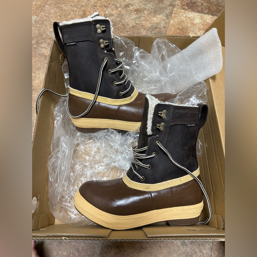 Women's Brown and Tan Winter Boots